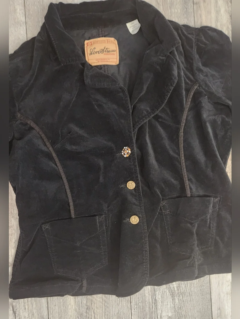 Levi's Black Velvet Button-Front Blazer - Picture 3 of 6
